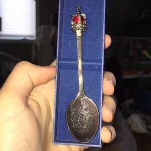 Collectors world of Great Britain silver spoon